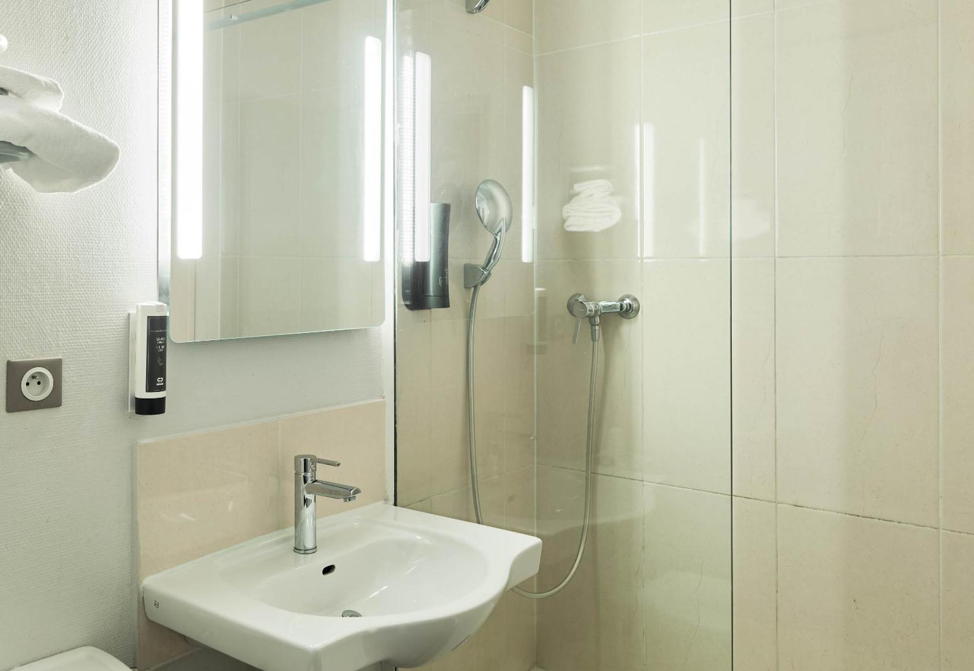 B&B Hotel Brétigny-sur-Orge Εξωτερικό φωτογραφία