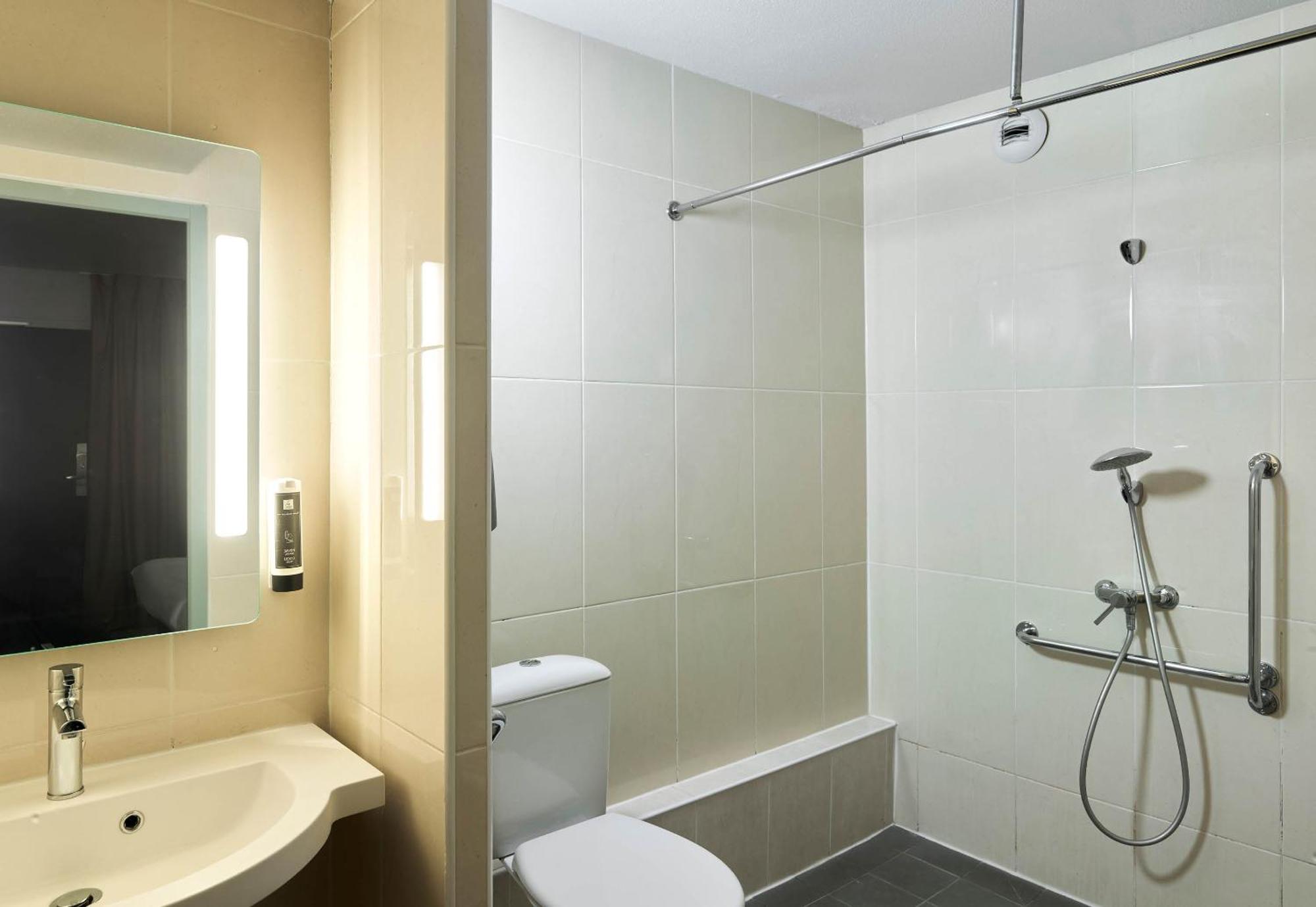 B&B Hotel Brétigny-sur-Orge Εξωτερικό φωτογραφία
