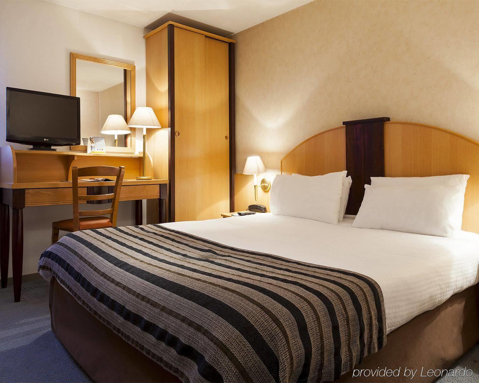 B&B Hotel Brétigny-sur-Orge Εξωτερικό φωτογραφία
